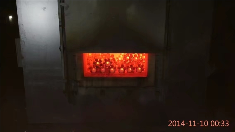 液化气水玻璃模壳焙烧炉工作现场